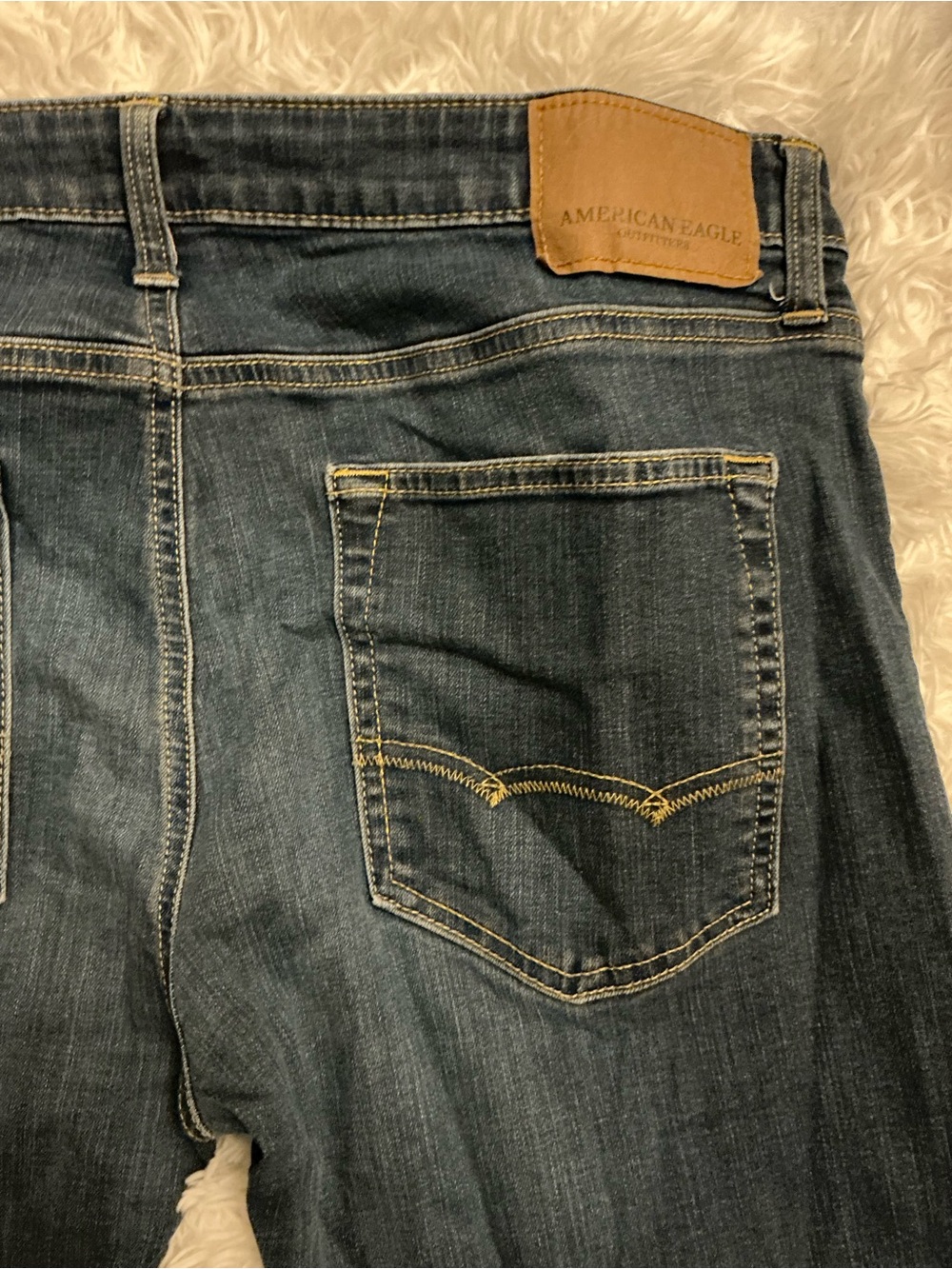 American Eagle Outfitters Men’s Dark Wash Slim Straight Jeans - Picture 6 of 9